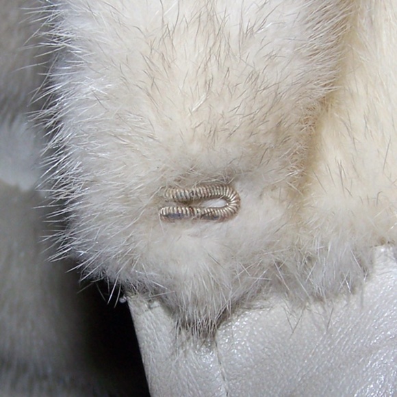 VTG Gwynn Carpenter Mink Fur Winter White Coat - Picture 3 of 12